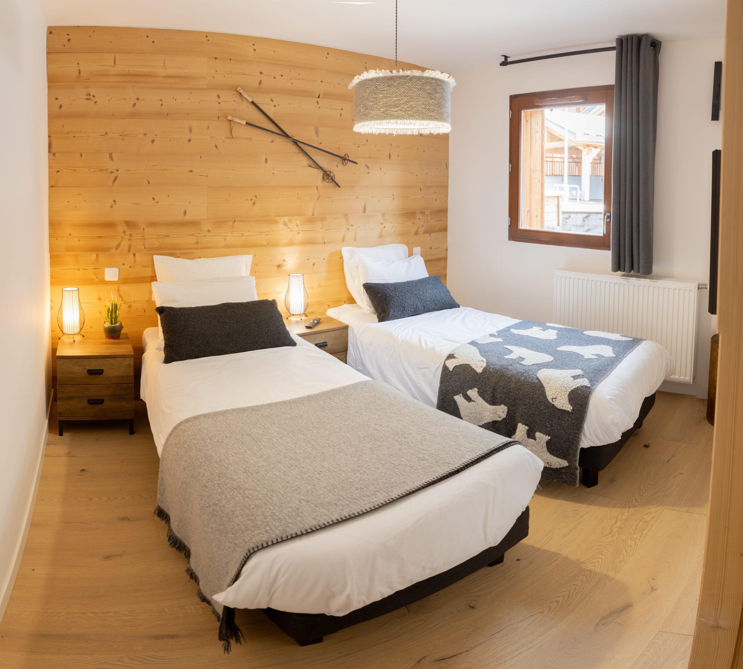 Chalet Pierre second bedroom, twin configuration